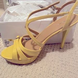 Nine West Bitten yellow heels